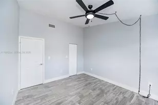 14271 Kendale Lakes Cir, Miami, FL 33183 - Photo 17