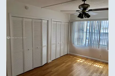 121 Golden Isles Dr #407, Hallandale Beach, FL 33009 - Photo 21