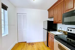 1241 14th St, Miami Beach, FL 33139 - Photo 5