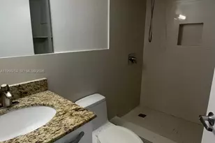 999 Brickell Bay Dr, Miami, FL 33131 - Photo 21