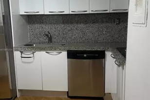 999 Brickell Bay Dr, Miami, FL 33131 - Photo 13