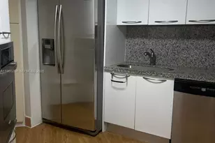 999 Brickell Bay Dr, Miami, FL 33131 - Photo 15