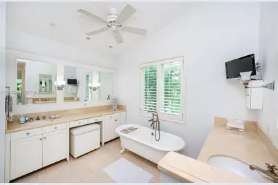 650 Curtiswood Dr #0, Key Biscayne, FL 33149 - Photo 23