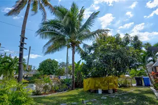 15700 NE 15th Pl, North Miami Beach, FL 33162 - Photo 9