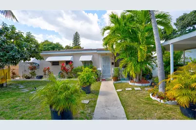 15700 NE 15th Pl, North Miami Beach, FL 33162 - Photo 3