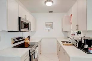 15700 NE 15th Pl, North Miami Beach, FL 33162 - Photo 13