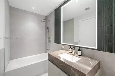 500 Alton #2203, Miami Beach, FL 33139 - Photo 27