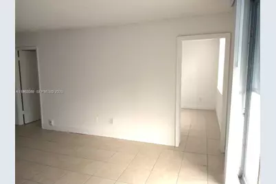 488 NW 165 St Rd #B-310, Miami, FL 33169 - Photo 7