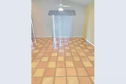 621 NW 205th Ave, Pembroke Pines, FL 33029 - Photo 5