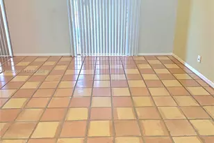 621 NW 205th Ave, Pembroke Pines, FL 33029 - Photo 5