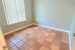 621 NW 205th Ave, Pembroke Pines, FL 33029 - Photo 15