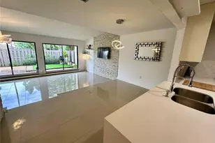 10640 SW 75th Ln, Miami, FL 33173 - Photo 5