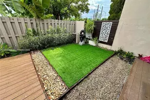 10640 SW 75th Ln, Miami, FL 33173 - Photo 19