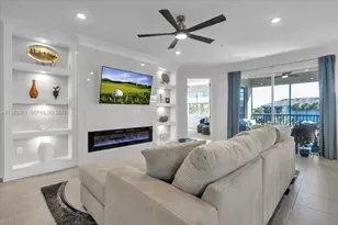 5704 Melbourne Ct, Naples, FL 34142 - Photo 3