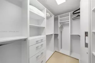 4779 Collins Ave, Miami Beach, FL 33140 - Photo 19