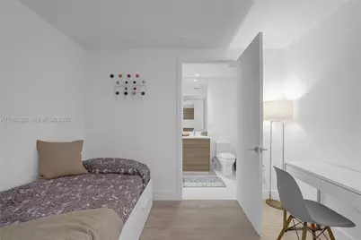 121 NE 34th St #2305, Miami, FL 33137 - Photo 27