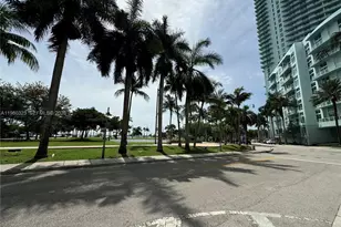 1900 N Bayshore Dr, Miami, FL 33132 - Photo 17