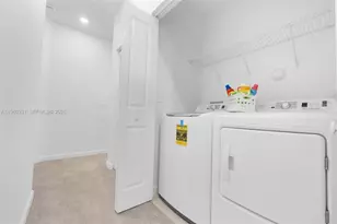 2713 NW 55th St, Lauderhill, FL 33309 - Photo 29