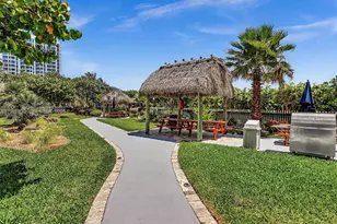 6423 Collins Ave, Miami Beach, FL 33141 - Photo 49