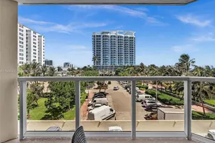 6423 Collins Ave, Miami Beach, FL 33141 - Photo 29