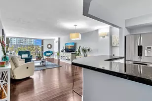 6423 Collins Ave, Miami Beach, FL 33141 - Photo 3