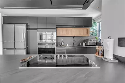 7929 West Dr #903, North Bay Village, FL 33141 - Photo 11