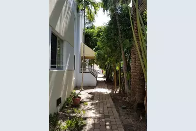 1045 Meridian Ave #5, Miami Beach, FL 33139 - Photo 5