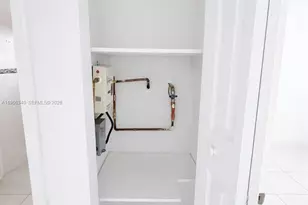 2530 W 67th Pl, Hialeah, FL 33016 - Photo 21