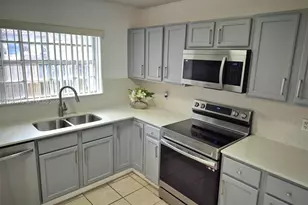 13449 SW 62nd St, Miami, FL 33183 - Photo 9