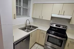 14951 SW 82nd Ln, Miami, FL 33193 - Photo 3