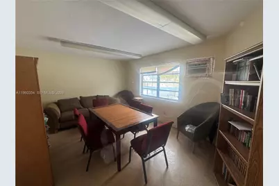 20320 NE 2nd Ave #31, Miami Gardens, FL 33179 - Photo 21