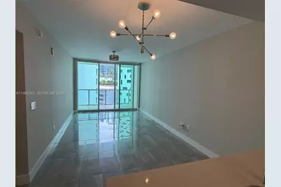 218 SE 14th St #1406, Miami, FL 33131 - Photo 1