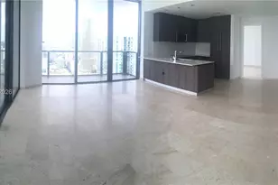 68 SE 6th St, Miami, FL 33131 - Photo 9