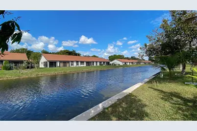 7105 NW 73rd Ave, Tamarac, FL 33321 - Photo 33