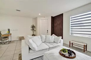 11135 W 32nd Ln, Hialeah, FL 33018 - Photo 11
