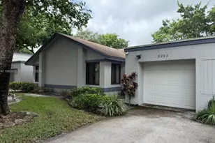 5223 Gate Lake Rd, Tamarac, FL 33319 - Photo 1
