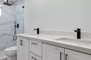 20615 NE 9th Ct, Miami, FL 33179 - Photo 43