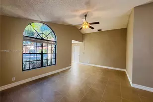 4176 NW 5th Dr, Deerfield Beach, FL 33442 - Photo 7