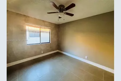 4176 NW 5th Dr, Deerfield Beach, FL 33442 - Photo 15