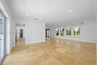 8330 SW 171st St, Palmetto Bay, FL 33157 - Photo 5