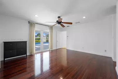 8330 SW 171st St, Palmetto Bay, FL 33157 - Photo 13