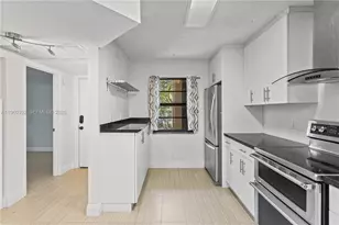 10401 W Broward Blvd, Plantation, FL 33324 - Photo 7