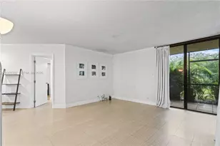 10401 W Broward Blvd, Plantation, FL 33324 - Photo 25