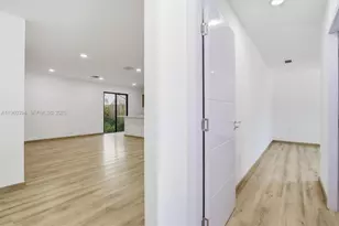 936 NW 10th St, Florida City, FL 33034 - Photo 3