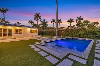 750 Harrison St, Hollywood, FL 33019 - Photo 5