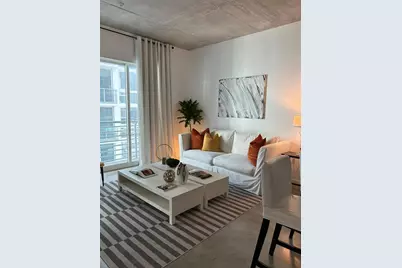 234 NE 3 St #2009, Miami, FL 33132 - Photo 3