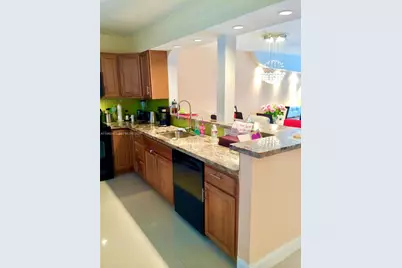 319 NE 14th Ave #602, Hallandale Beach, FL 33009 - Photo 7