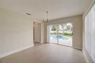 13377 NW 7th St, Plantation, FL 33325 - Photo 17