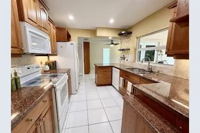 11600 SW 113th Pl, Miami, FL 33176 - Photo 5