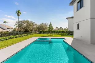 19701 NE 16th Pl, Miami, FL 33179 - Photo 15